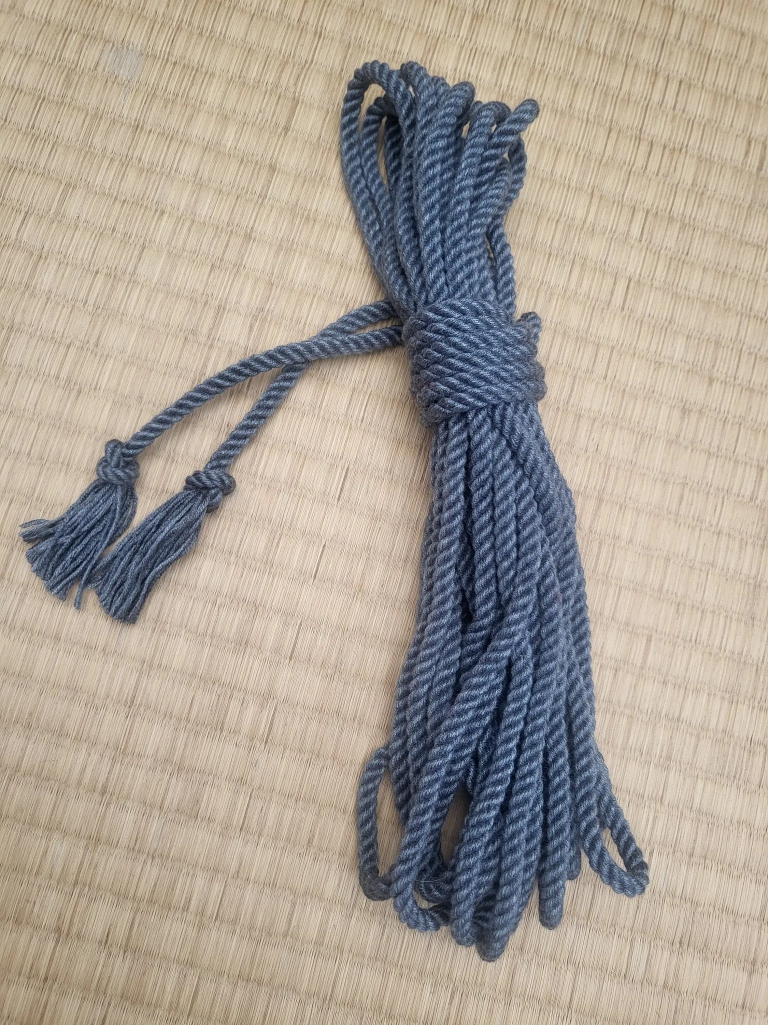 ‘Cloud Grey’ Bamboo Shibari Bondage Rope.