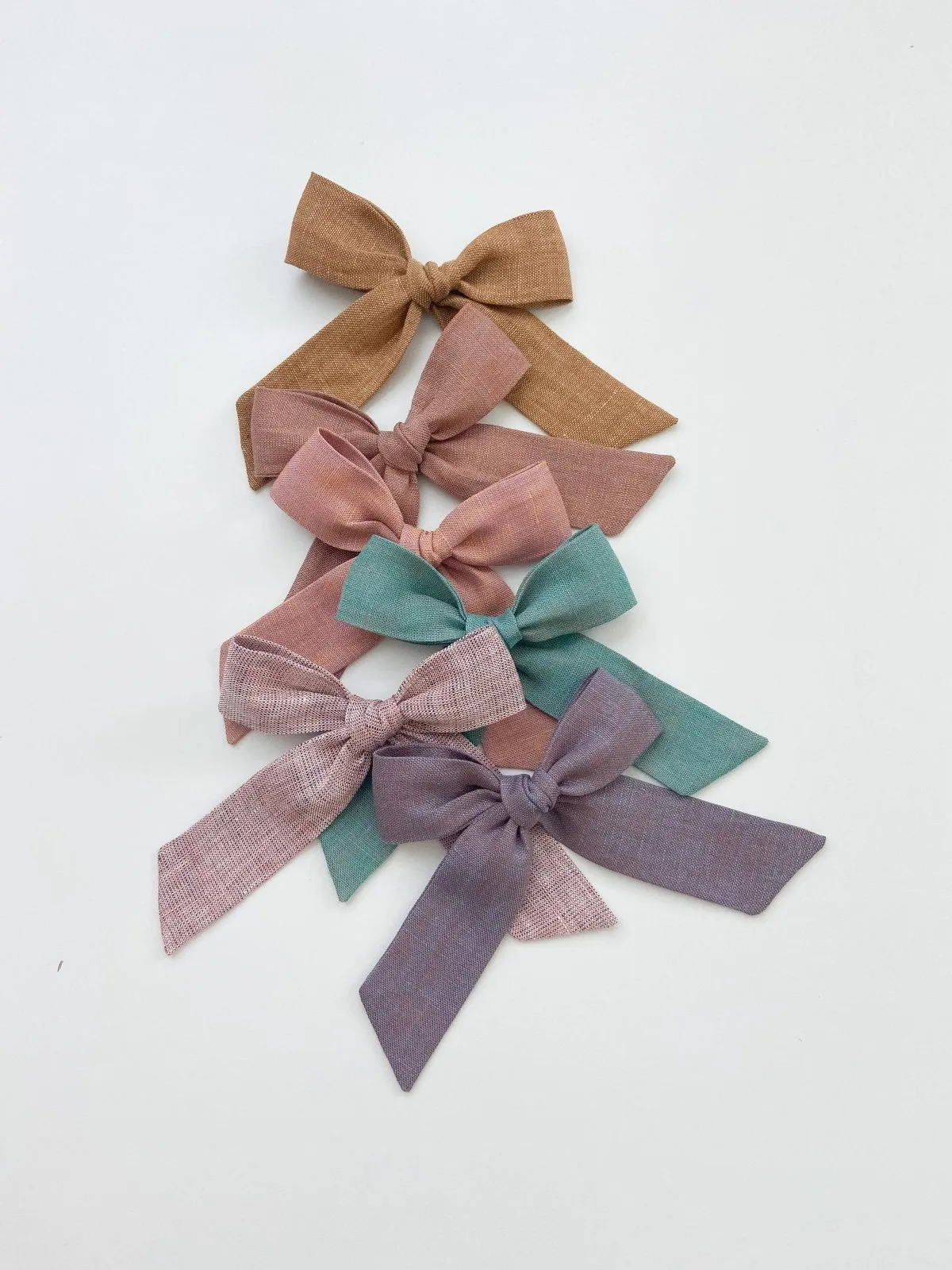 Party Bow | Golden Lavender - Alligator Clip