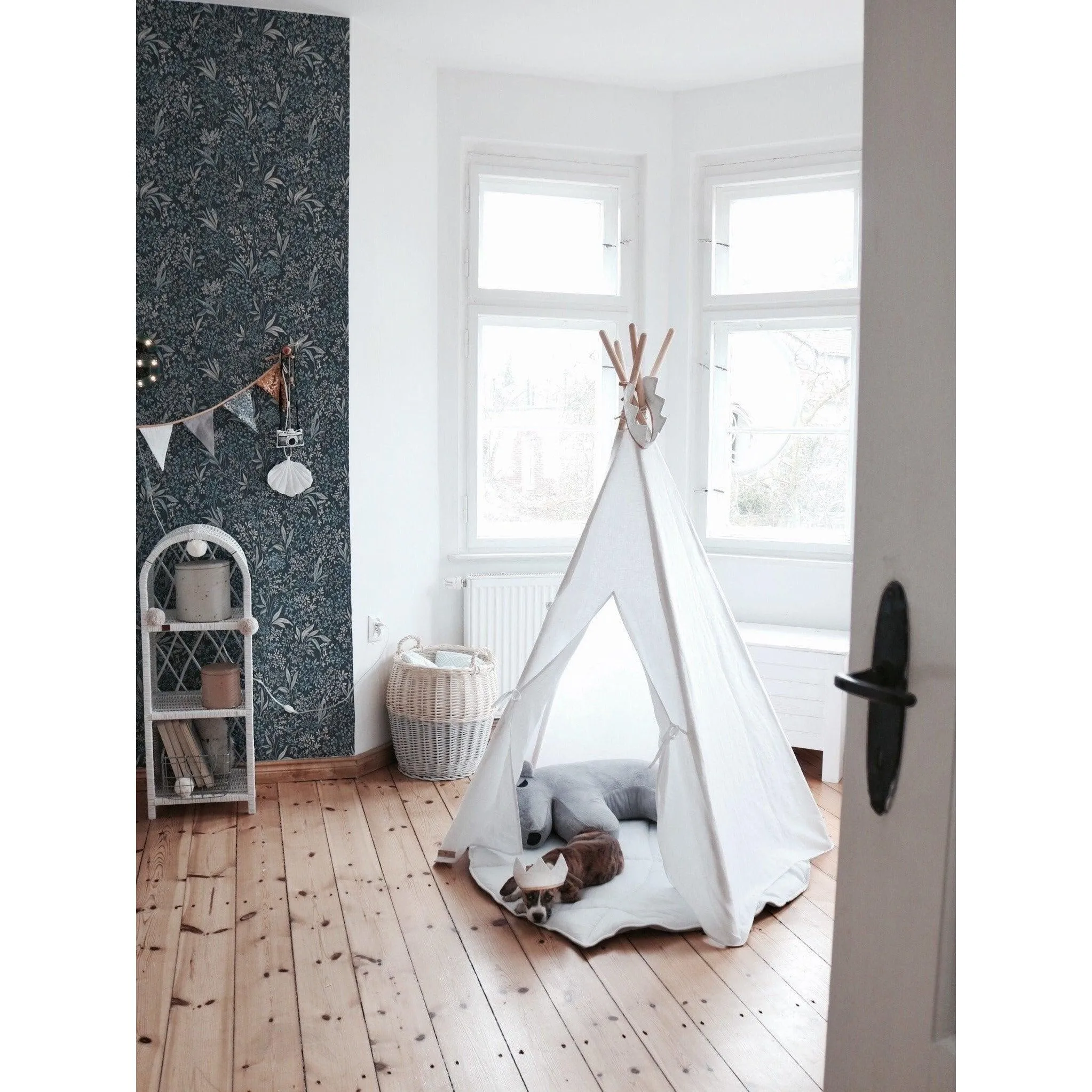 “White” Linen Teepee Tent